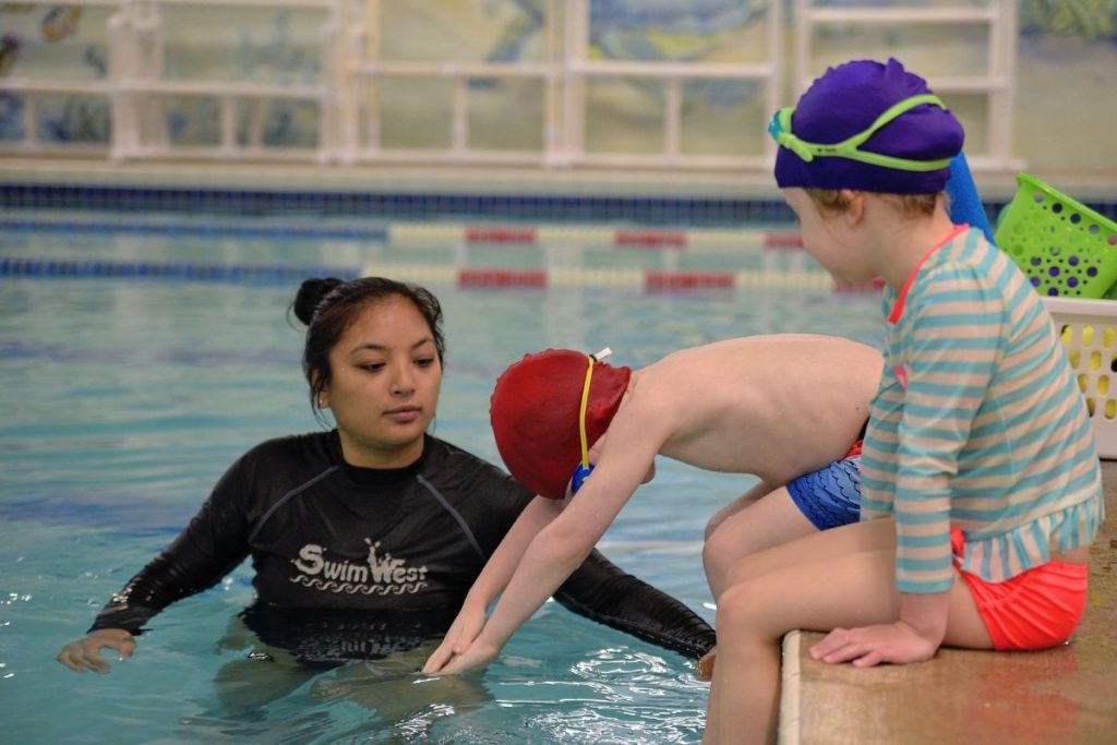 آموزش مرحلهبهمرحله شیرجه به کودکان